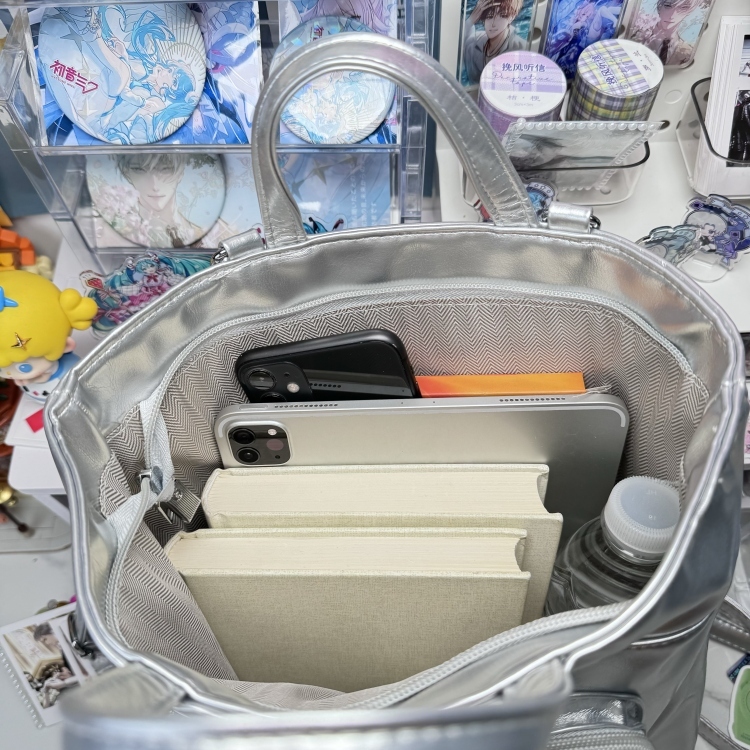 👜พร้อมส่ง😎 Funtory กระเป๋า Ita Bag หนังPU กระเป๋าถือ ไปคอน โชว์ตุ๊กตา กันน้ำ กันฝุ่น