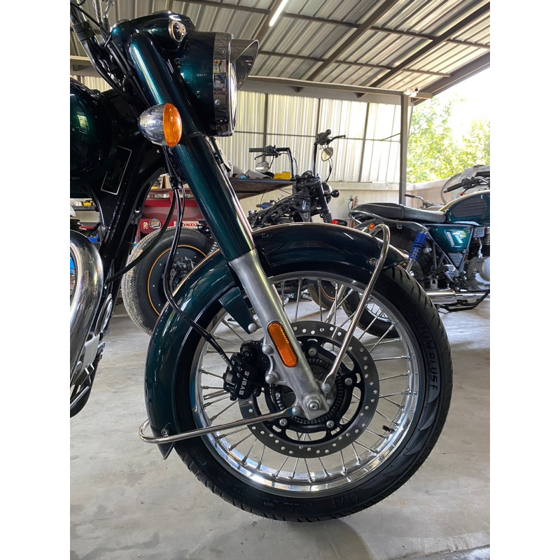 ขายึดบังโคลนแต่ง เพิ่มความคลาสสิค Royal Enfield Classic 350