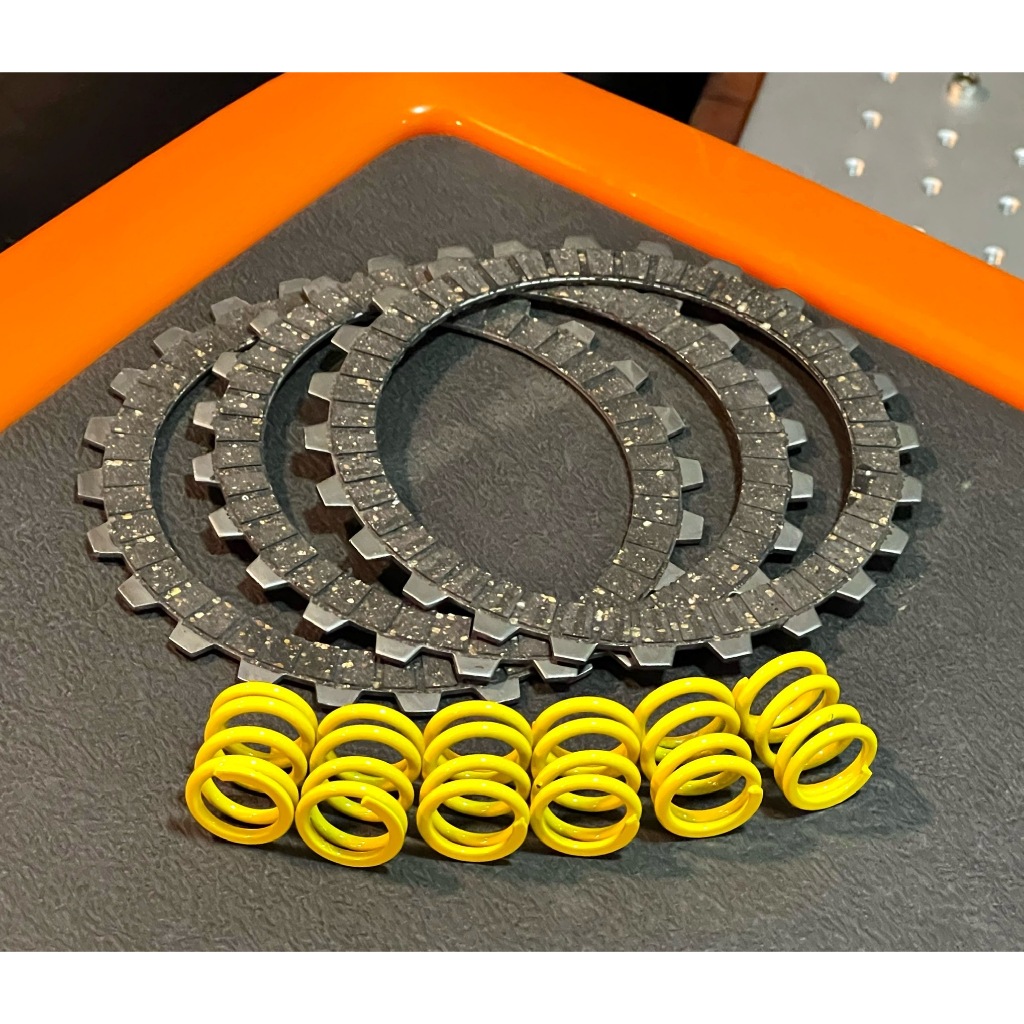 ชุดครัช WAVE 110i 2021-2024 แผ่นครัช3แผ่น สปริง6ตัว ปัญหาครัชลื่นได้เป็นอย่างดี ต่อเกียร์กระชับขึ้น