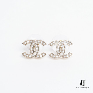 NEW CHANEL EARRING CC LOGO 1.5 CM SOLD CRYSTAL PEARL