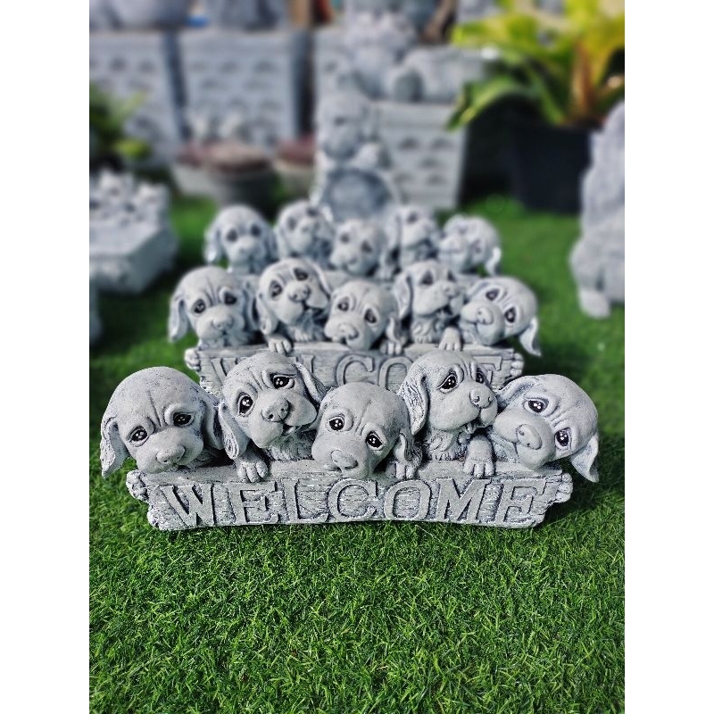 ตุ๊กตา Welcome ตุ๊กหมา 5 ตัว ถือป้าย Welcome ป้ายต้อนรับ แต่งหน้าบ้าน