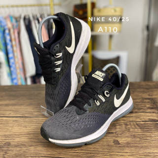 NIKE (40/25) รองเท้าแบรนด์เนมแท้มือสอง (A110)