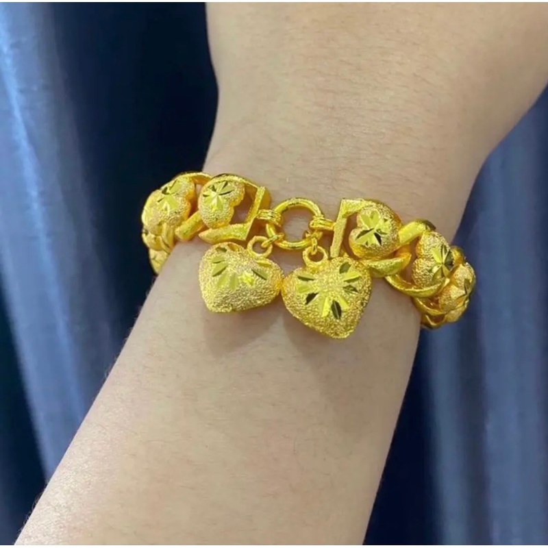 สร้อยข้อมือหัวใจเรียงจี้กลางหัวใจคู่5บาท