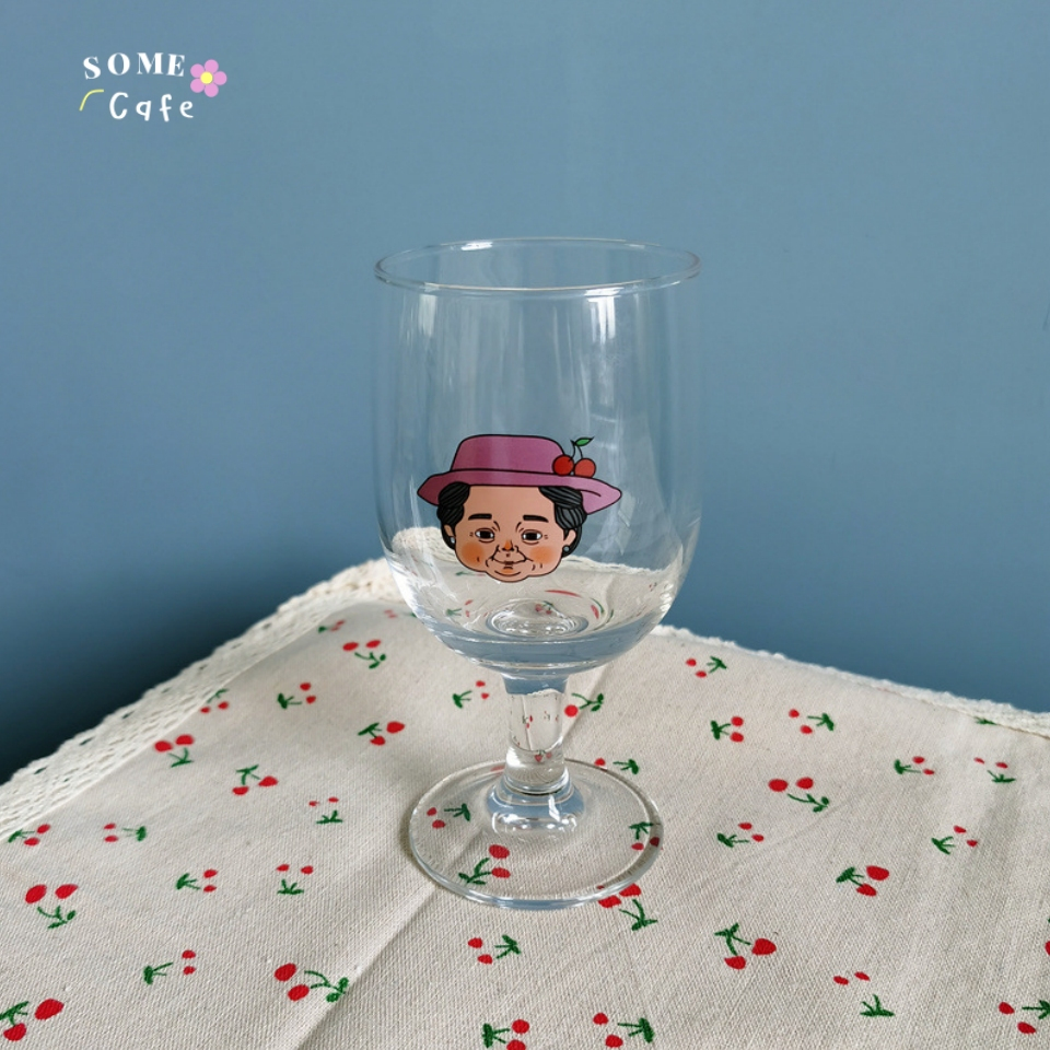 [พร้อมส่ง] Ajumma wine glass แก้วอาจุมม่า แก้วไวน์  🇰🇷