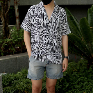 [ ลายใหม่ ] เสื้อฮาวาย ทรง Oversize ทรงสวย ผ้านุ่มใส่สบาย !