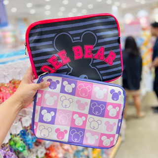 กระเป๋าใส่ไอแพด คอมพิวเตอร์ QEEBEAR ลิขสิทธิ์แท้จาก miniso ขนาด 23*2*25 เซนติเมตร