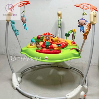 (1 ชิ้น) Fisher Price Roarin’ Rainforest Jumperoo มือ2 สภาพใช้งาน ตำหนิร่องรอยใช้งาน เครื่องเล่นไม่มีฝาปิดรางถ่านค่ะ