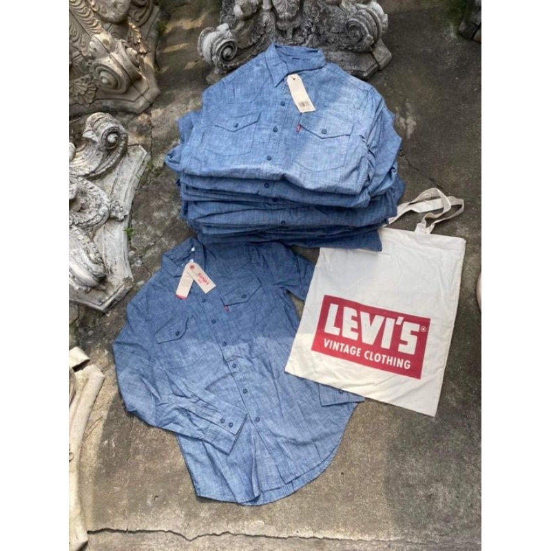 Levi’s LVC เเชมเบรย์เสื้อเชิ้ต Levi’s ผ้าเเชมเบรย์ นุ่มใส่สบาย ผ้าไม่หนา