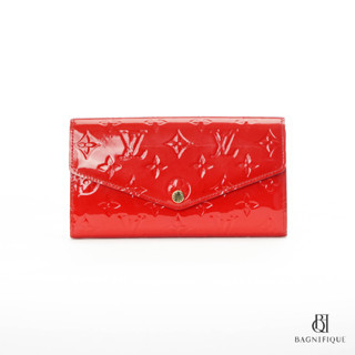 LV SARAH WALLET LONG RED MONOGRAM VERNIS GHW