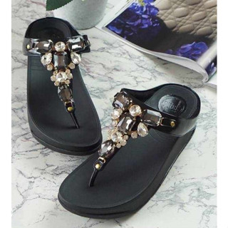 รองเท้าผู้หญิง พร้อมส่ง