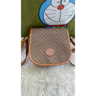 Gucci crossbody vintage