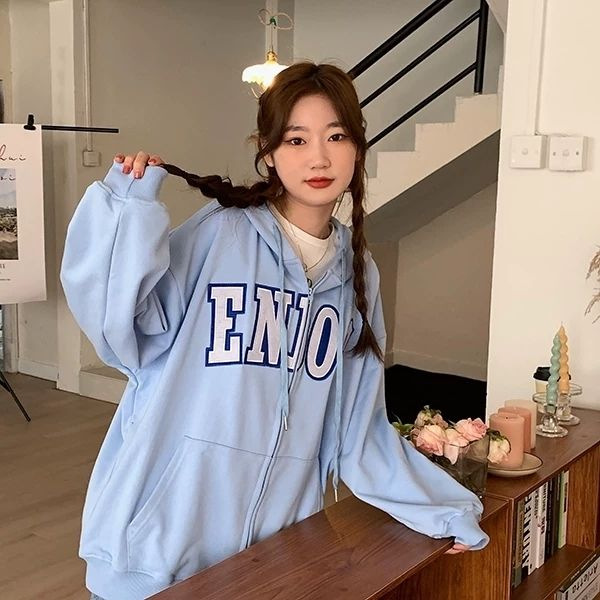aililai1688เสื้อฮู้ดดี้แขนยาวสไตล์เกาหลี ผ้าใส่สบายไม่ร้อนเกิน สามารถใส่ได้ทุกเพศทุกวัย สำหรับคนเท่