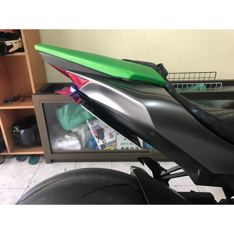 ท้ายสั้นพับได้แม่เหล็ก ของแท้ตรานกฮูกตรงรุ่นไม่ z1000 ไม่ต้องแปลง