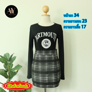 สินค้าขายดี มีสินค้าพร้อมส่ง เสื้อครอปแขนยาว คอกลม เสื้อสีดำ (DARTMOUTR) ทรงวินเทจ แบรนด์H.Mเกาหลี