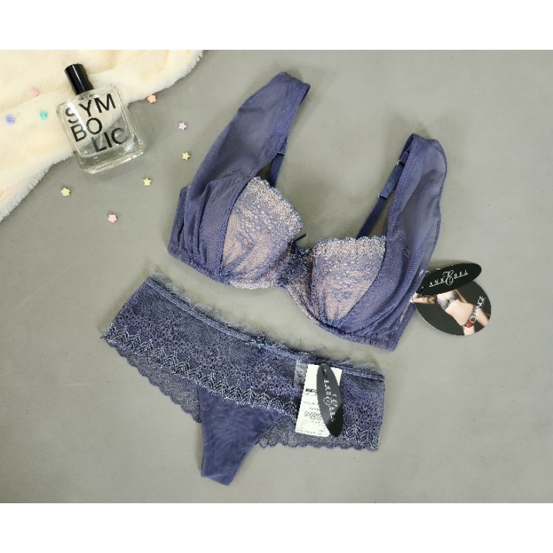 Annebra เสื้อชั้นใน ฟองบาง มี  32C