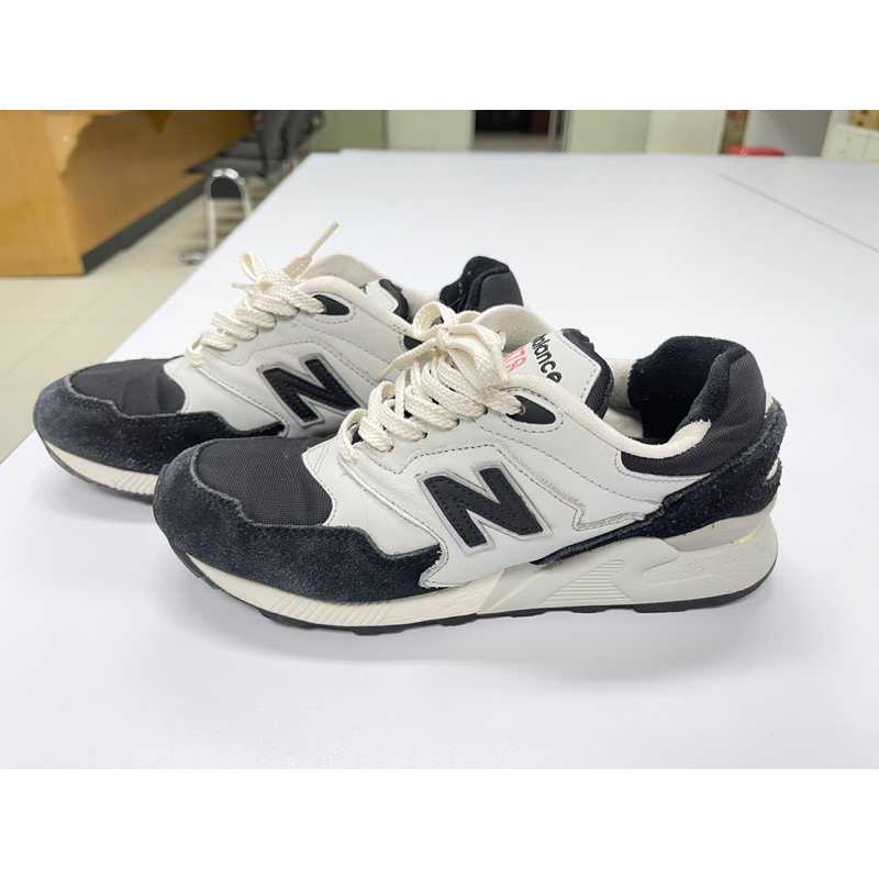 ส่งต่อ รองเท้ามือสอง ของแท้ NB878 เบอร์39.5
