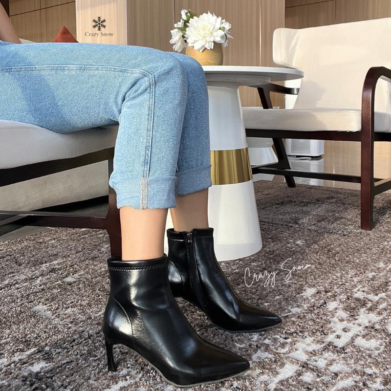 Crazy Snow รองเท้าบูทส้นสูง หัวแหลม รุ่น Tina Boots