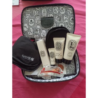 Travel set by Qatar Airways with bag กระเป๋าสายการบิน 2023 vs Diptyque