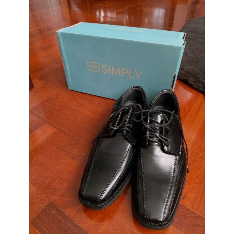 TAYWIN รองเท้าผู้ชาย