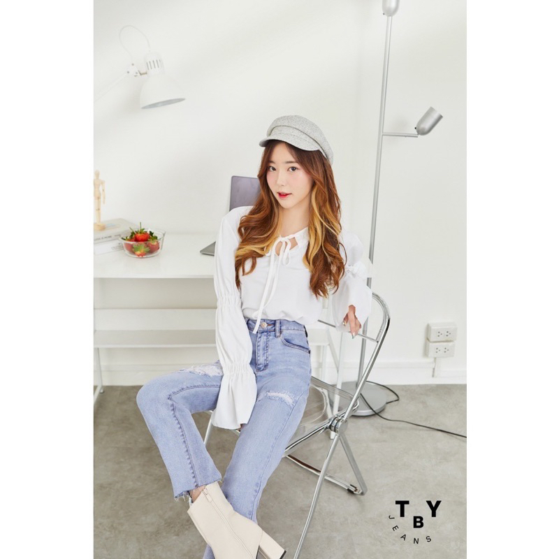 ส่งต่อกางเกงยีนส์ แต่งขาดTBY [Je-29]