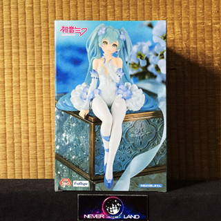 FURYU PREMIUM NOODLE STOPPER FIGURE: VOCALOID HATSUNE MIKU (FLOWER FAIRY NEMOPHILA VER.)