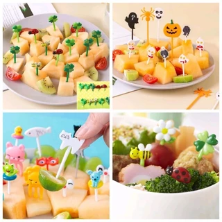 🐖พร้อมส่งจากไทย🐵ส้อมจิ้มผลไม้ รูปการ์ตูนสัตว์ต่างๆน่ารักมาก มีชุดรูปต่างๆ