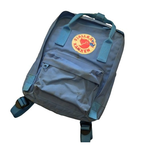Fjallraven Kanken Mini Backpack กว้าง 10 นิ้ว ยาว 12 นิ้ว สีน้ำเงิน มือสอง ของแท้