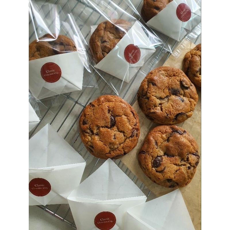 Classic Chocolate Soft cookies 4/6 ชิ้น
