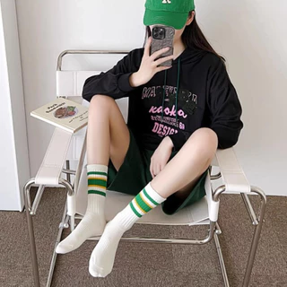 ถุงเท้ากีฬา ผ้าฝ้าย ลายทาง สไตล์เกาหลีใต้ สําหรับผู้ชาย และผู้หญิงcotton socks suitable for men and women striped socks