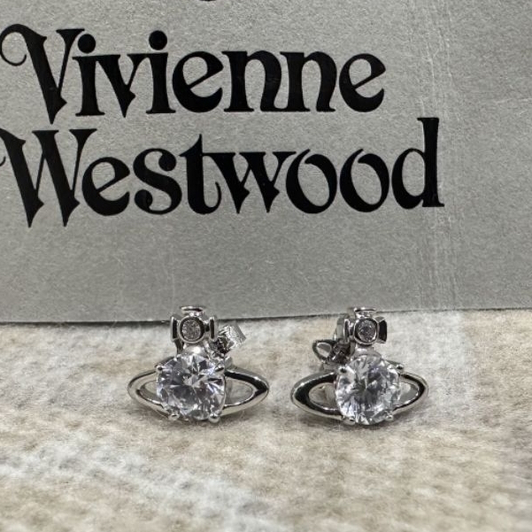 ต่างหู​ Vivienne westwood reina earrings สีเงิน