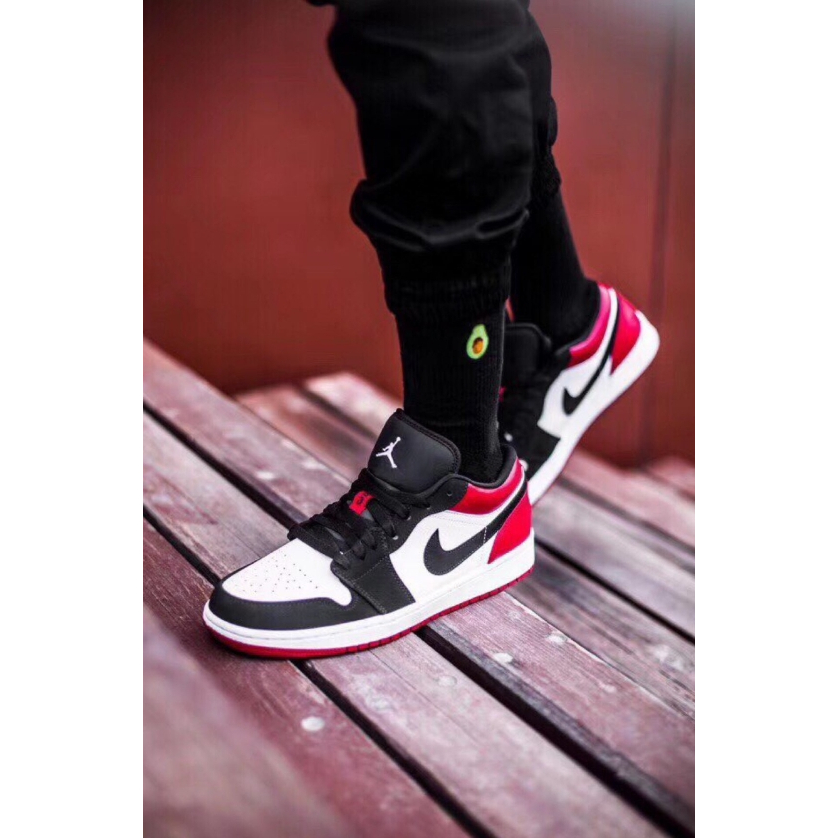 Nike Air Jordan 1 Low Black Toe ดำ - แดง - ขาว ของแท้ 100 % รองเท้าผ้าใบ