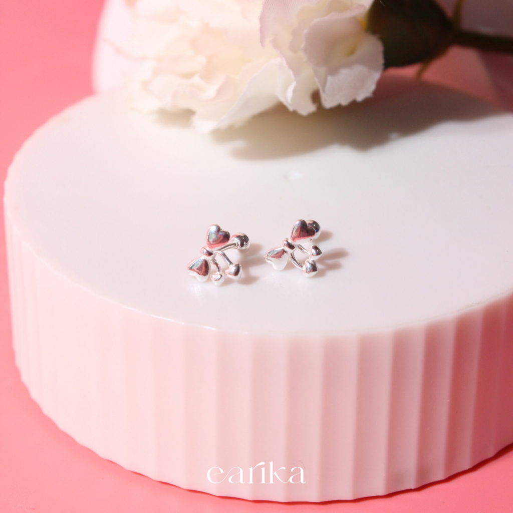 earika.earrings - cherry bow piercing จิวหููรูปโบว์ห้อยด้วยรูปร่างเชอร์รี่ เหมาะสำหรับคนแพ้ง่าย