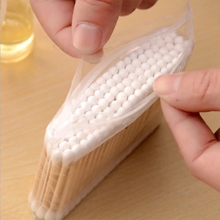 คอตตอนบัด สำลีก้าน 100 ก้าน Cotton buds สำลีปั่นหูด้ามไม้ สำลีไม้ สำลีเช็ดเครื่องสำอาง
