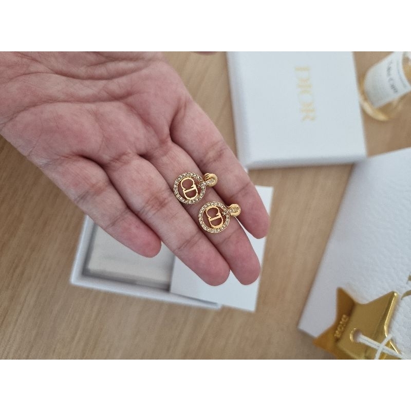 ต่างหูดิออร์ Dior รุ่นฮิต