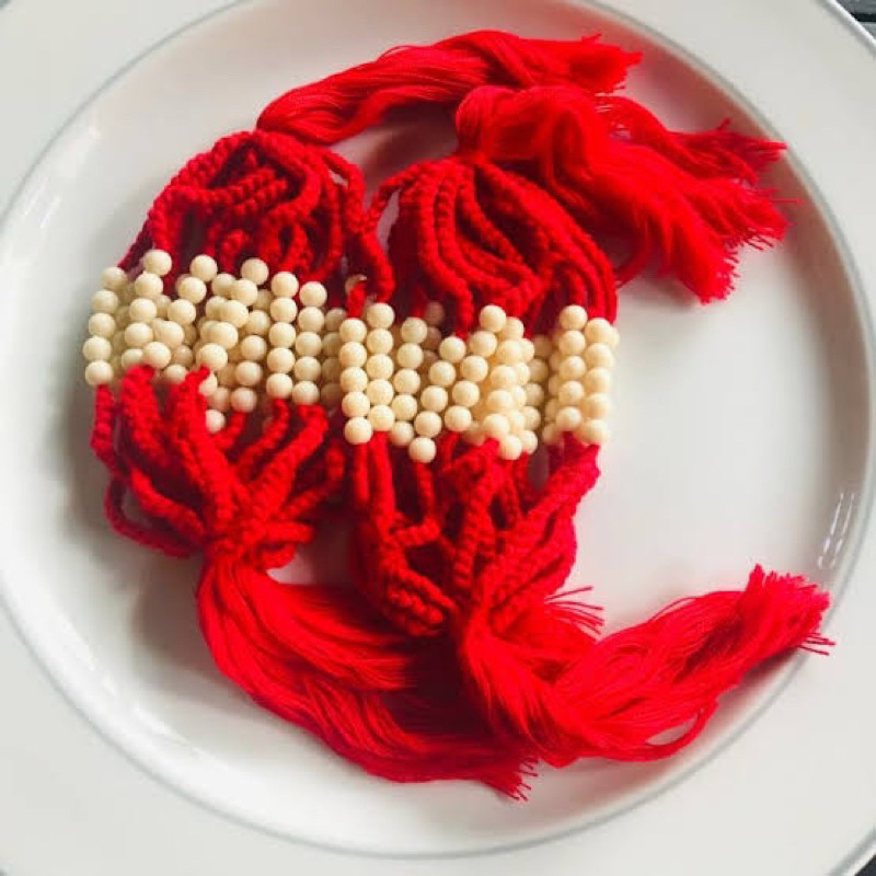 ด้ายแดงเสริมรัก ใส่คู่กับแฟนเสริมมงคลความรักยืนยาว