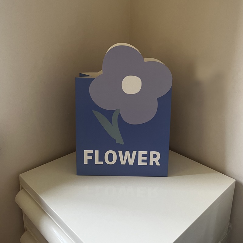 พร้อมส่ง ถุงกระดาษ FLOWER มินิมอล สามมิติ มี2แบบ น่ารัก กระดาษหนา ใหญ่ ถุงของขวัญ ถุงช้อปปิ้ง ไฮเอนด์