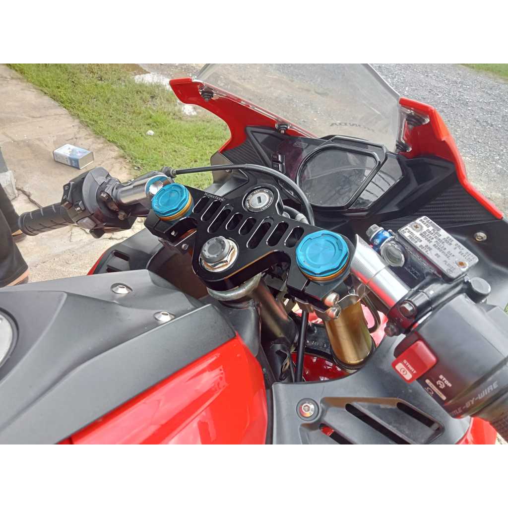 แฮนด์จับโช้คใต้แผงคอ CLIPON ZX25R ZX4R CBR250RR WM RACING 45mm.