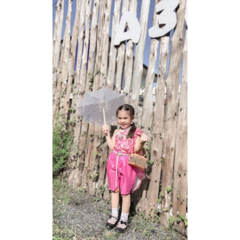 ชุดไทยเด็ก รุ่น