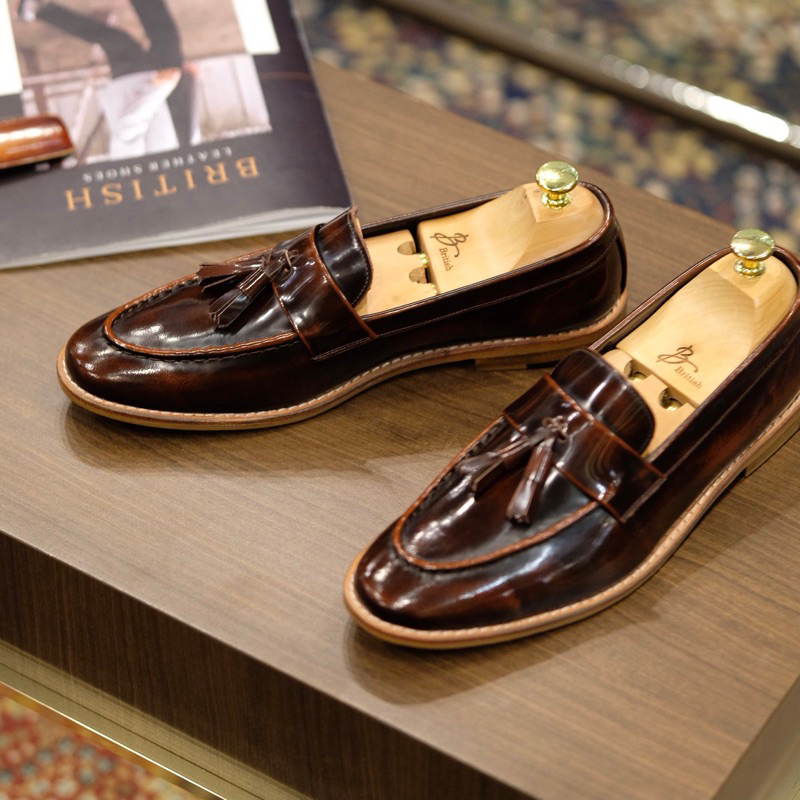 British รองเท้าหนัง Wlid Tassel Loafers (Brown)