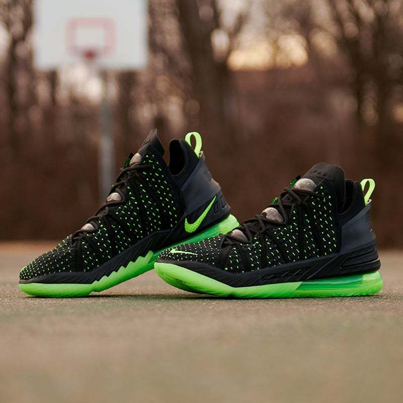 LeBron 18 "Dunkman" CQ9283-005