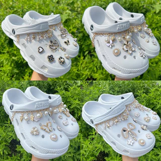 💦พร้อมส่ง💦 (มีขนาด 36-44)รองเท้าหัวโต รองเท้าแฟชั่น สูง 2 ซม. ติดเครื่องประดับไข่มุก สวยๆ หรูๆ มีน้ำหนักเบา นุ่ม ใส่สบาย