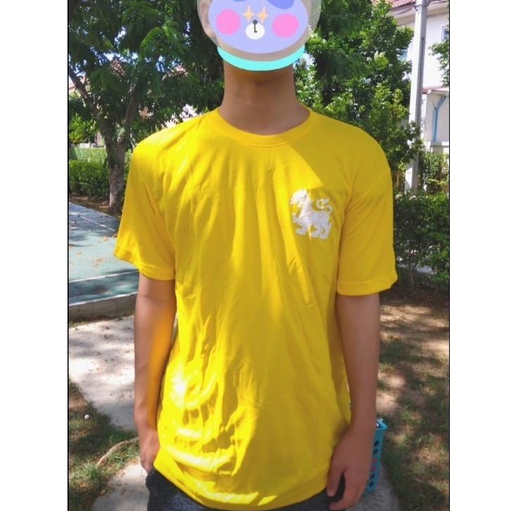 เสื้อยืดคอกลมสิงห์ สีขาว ,  สีเหลือง  ทำจากผ้า cotton อย่างดี