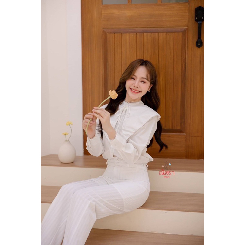 SK0027 พร้อมส่ง ดำ ขาว เติมสต๊อกแล้วค่ะ  เชิ้ตรุ่นนี้สวย ดูดี(สั่งผ่าน คลิป VDO ลด 30%)