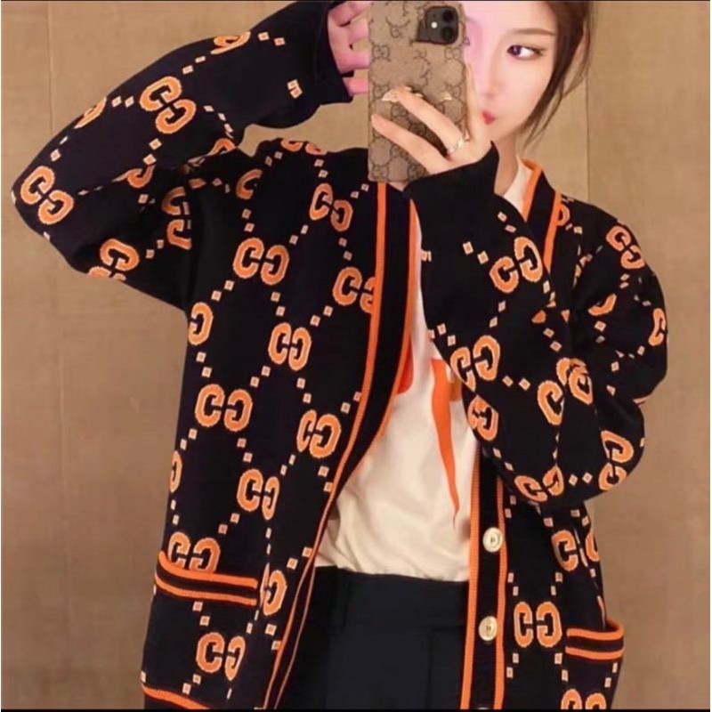 เสื้อแขนยาวไหมพรม เสื้อกันหนาว ผู้หญิง ทอลายแบรนด์