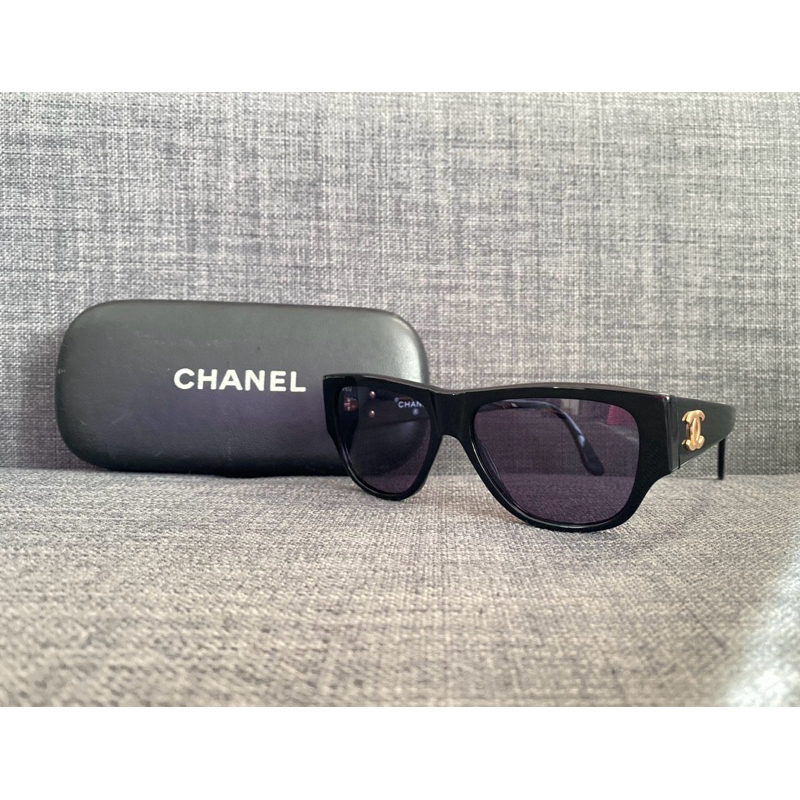 แว่นวินเทจ Chanel Vintage Sunglasses แท้