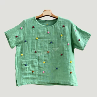 เสื้อผ้าฝ้ายสาลูสองชั้น งานปักมือแฮนด์เมด ดอกมินิน่ารักสุดๆ ทรงสวย สวมใส่สบาย ได้ทุกวัน🍃