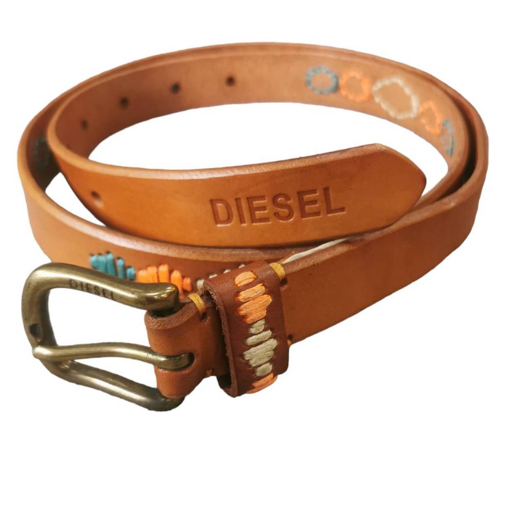 เข็มขัดหนังแท้  สีน้ำตาลและ สีดำ Diesel women belt