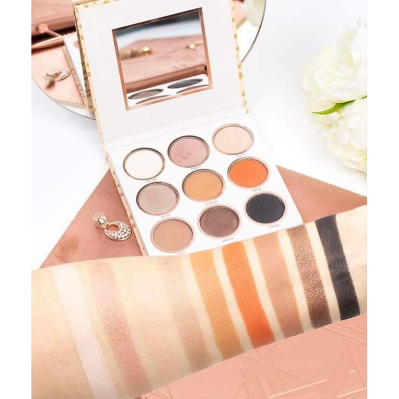 Essence-Be-You-Tilful-eyeshadow-palette