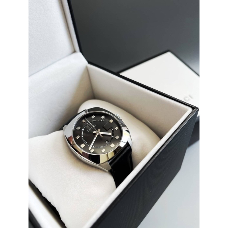 GUCCI GG2570 Black Dial Leather Watch 41mm