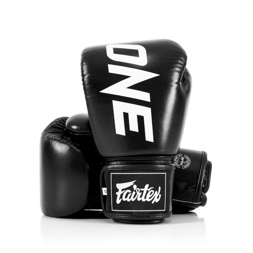 นวมชกมวย รุ่น BGV1 ONE X Fairtex Boxing Gloves